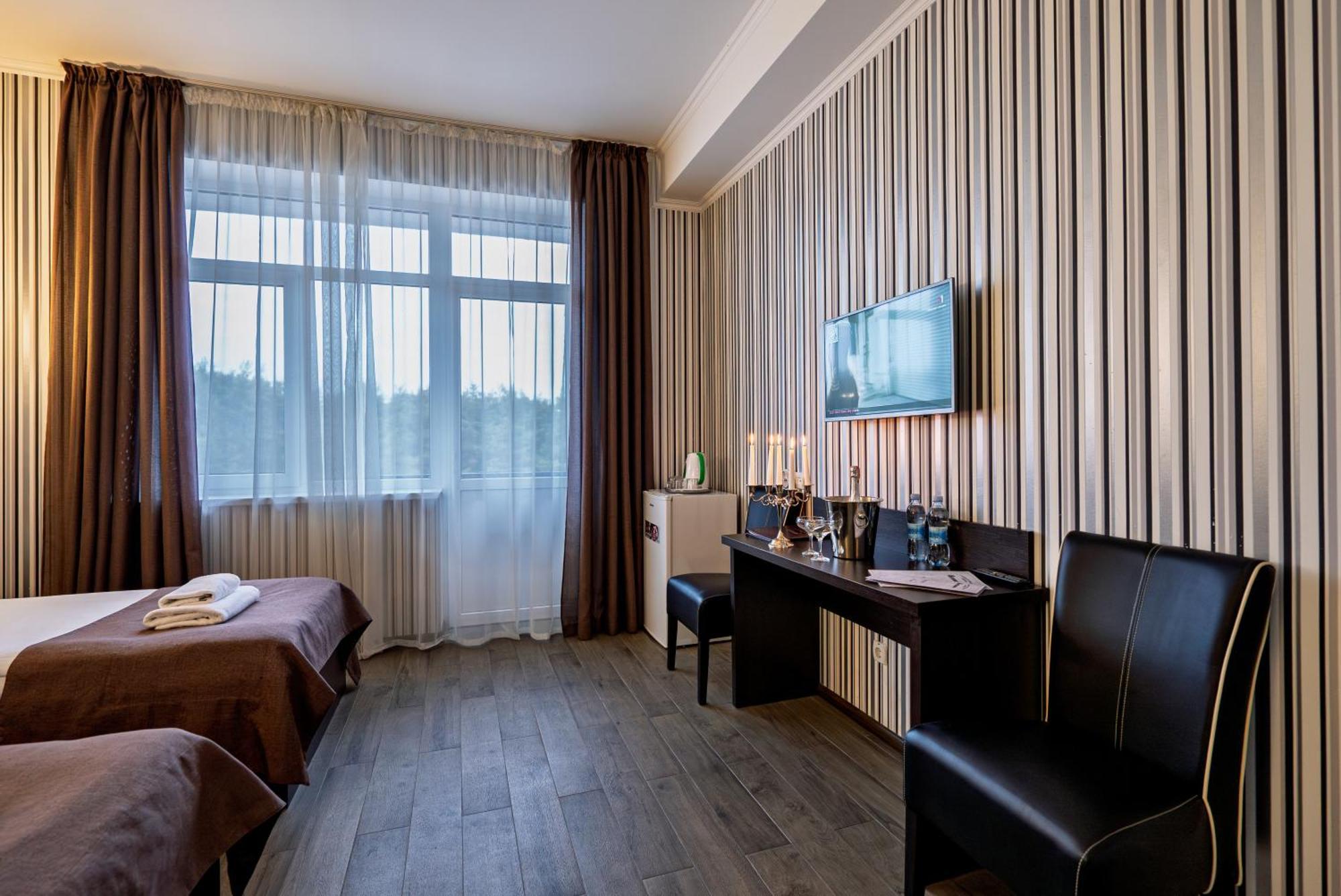 Congress Hotel Verhovina Petropavlovskaya Borshchagovka Exteriér fotografie