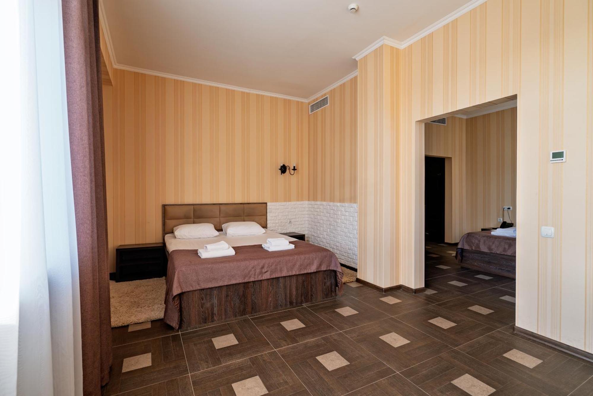 Congress Hotel Verhovina Petropavlovskaya Borshchagovka Exteriér fotografie