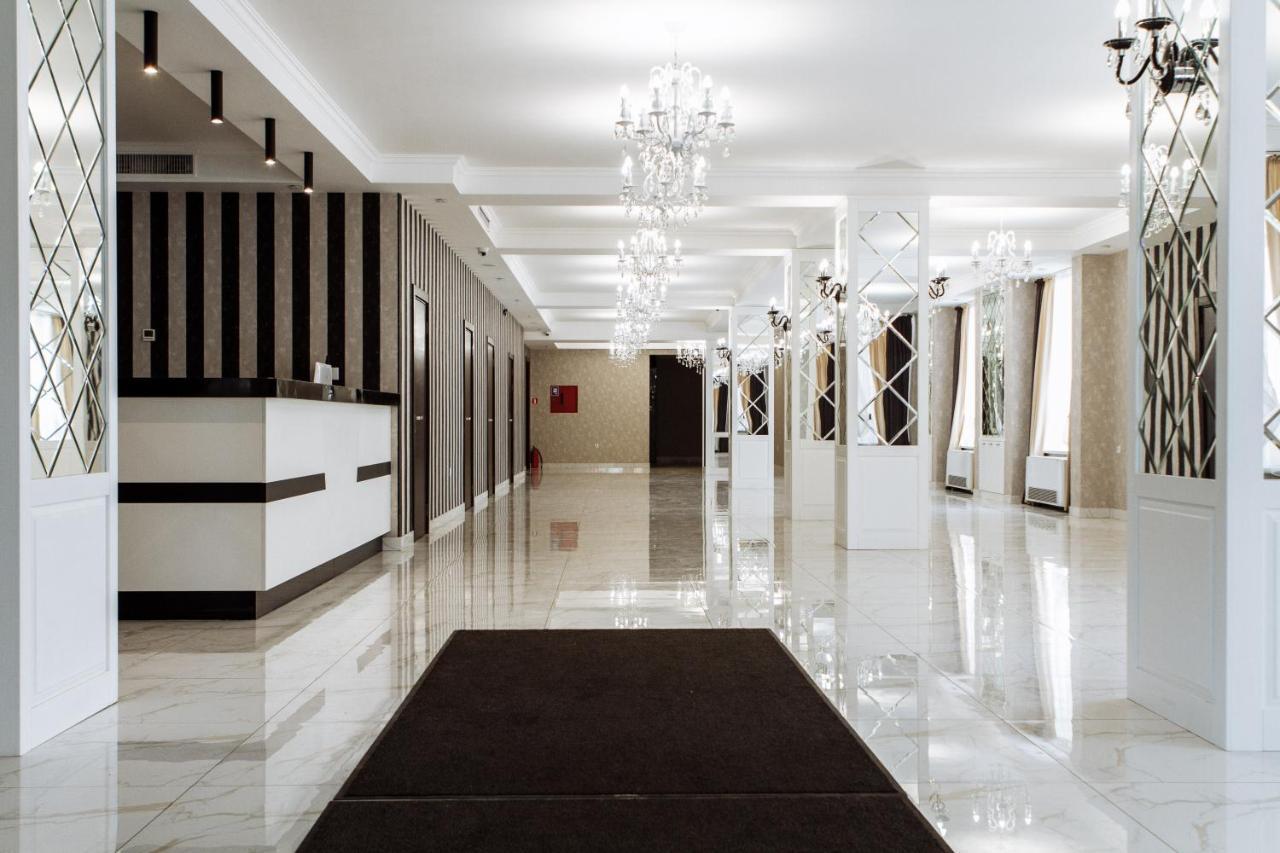 Congress Hotel Verhovina Petropavlovskaya Borshchagovka Exteriér fotografie